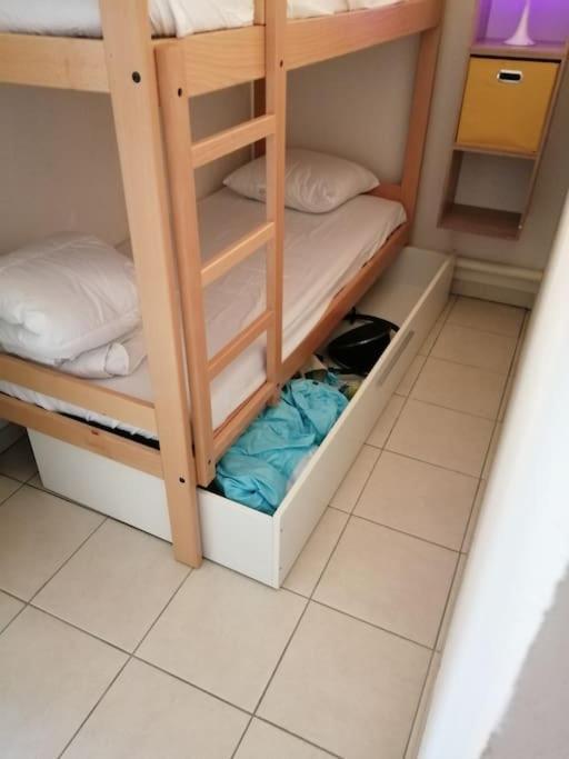 Le Soleil D Eugenie Appartement Dans Residence Avec Piscine Commune Pres De Carcassonne Olonzac 외부 사진
