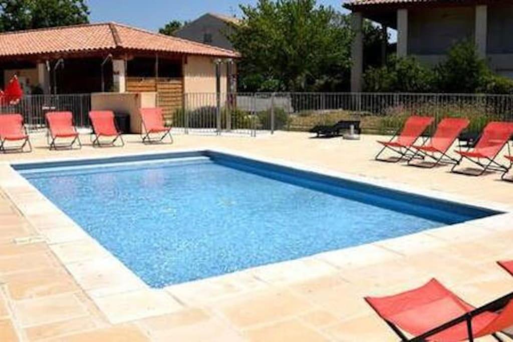 Le Soleil D Eugenie Appartement Dans Residence Avec Piscine Commune Pres De Carcassonne Olonzac 외부 사진
